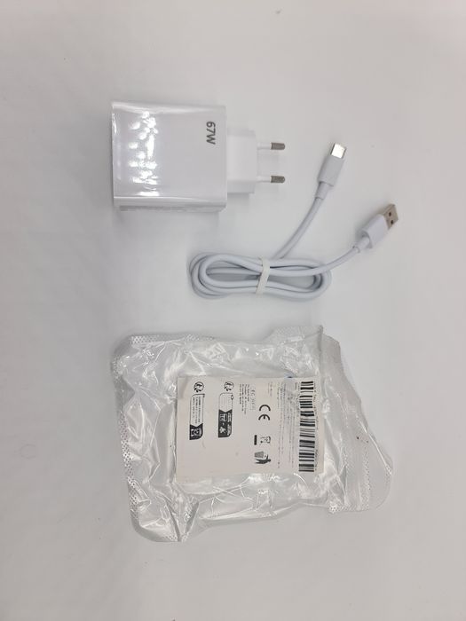 Carregador XIAOMI 67W - novo