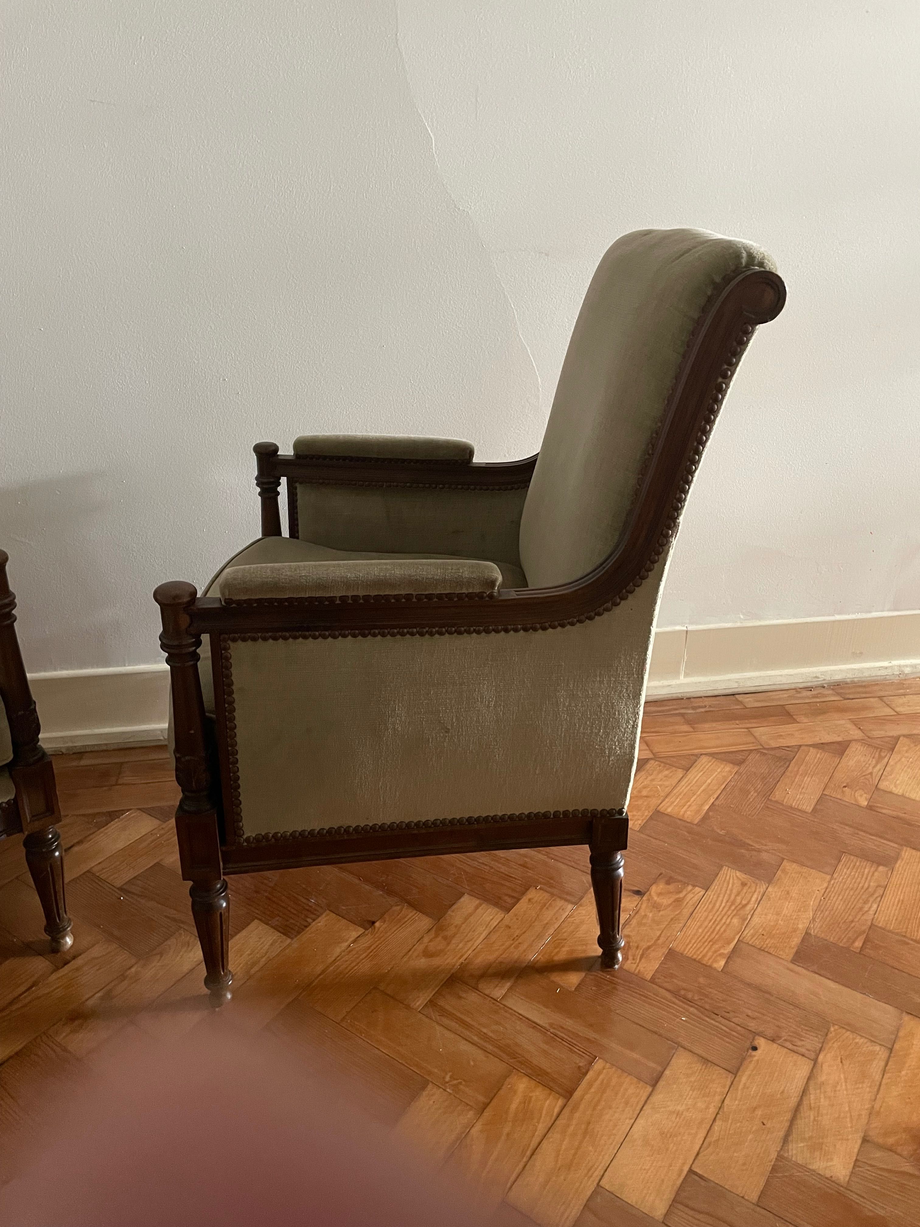 Poltronas estilo Luís XVI