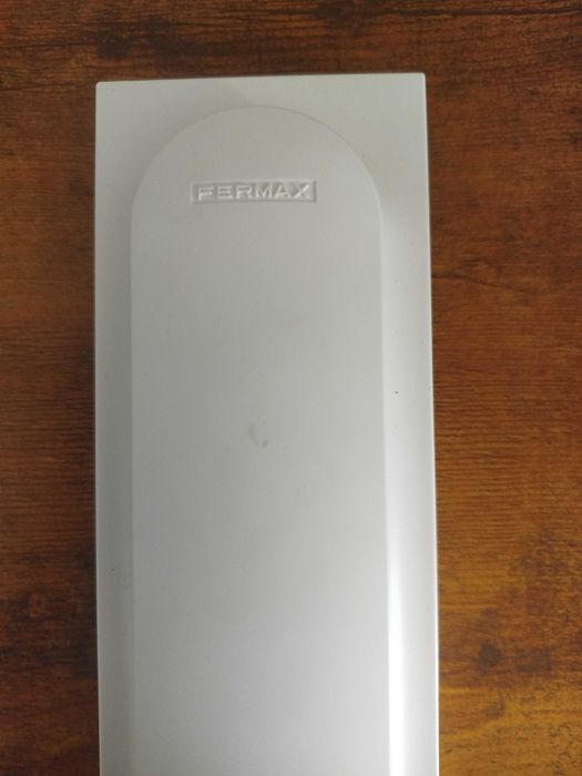 Telefone porteiro Fermax