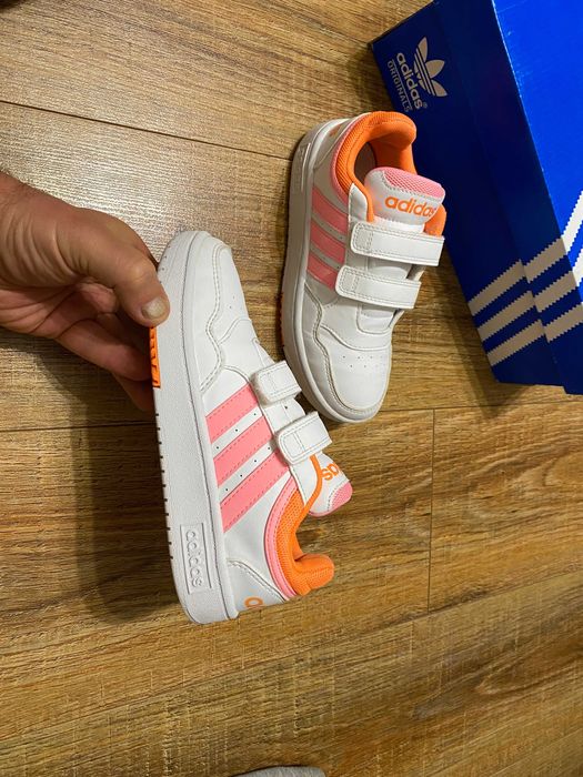 Adidas кроссовки кросівки детские на девочку Адидас оригинал р.33