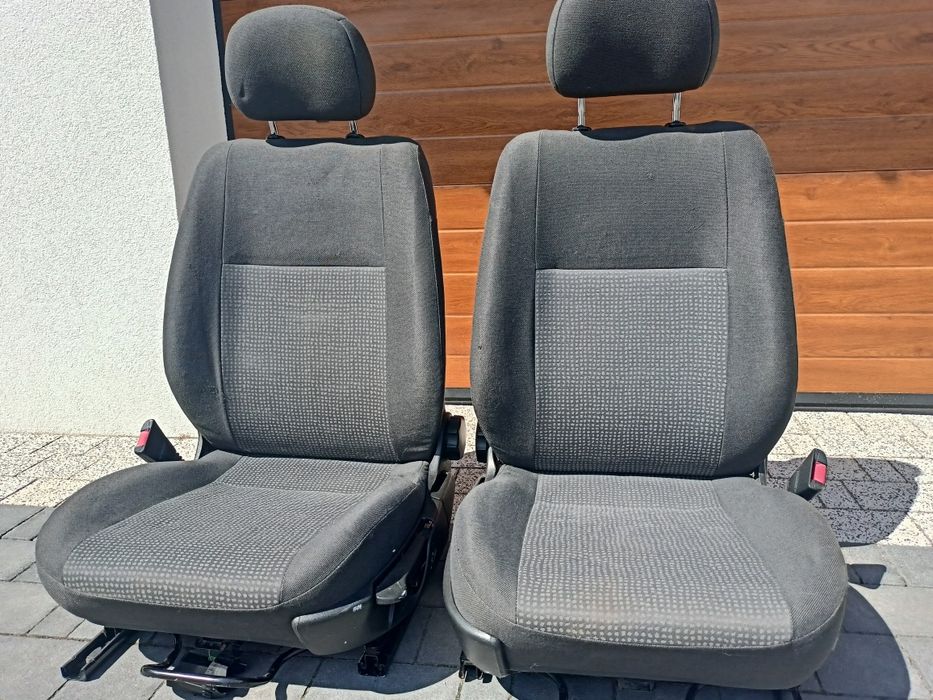 Fotele przednie, kanapa tylna OPEL ASTRA G II