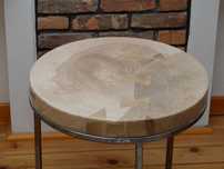 Stolik okrągły Hand Made - dwa gatunki drewna + stal.