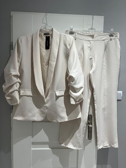 Garnitur elegancki Nowy 3xl