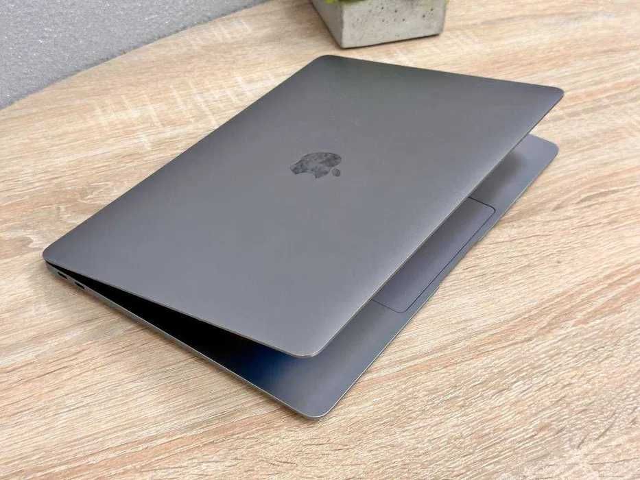 Macbook Air 13 2020 A2179 Retina intel core i3 8 256gb 240Ц Макбук Аір