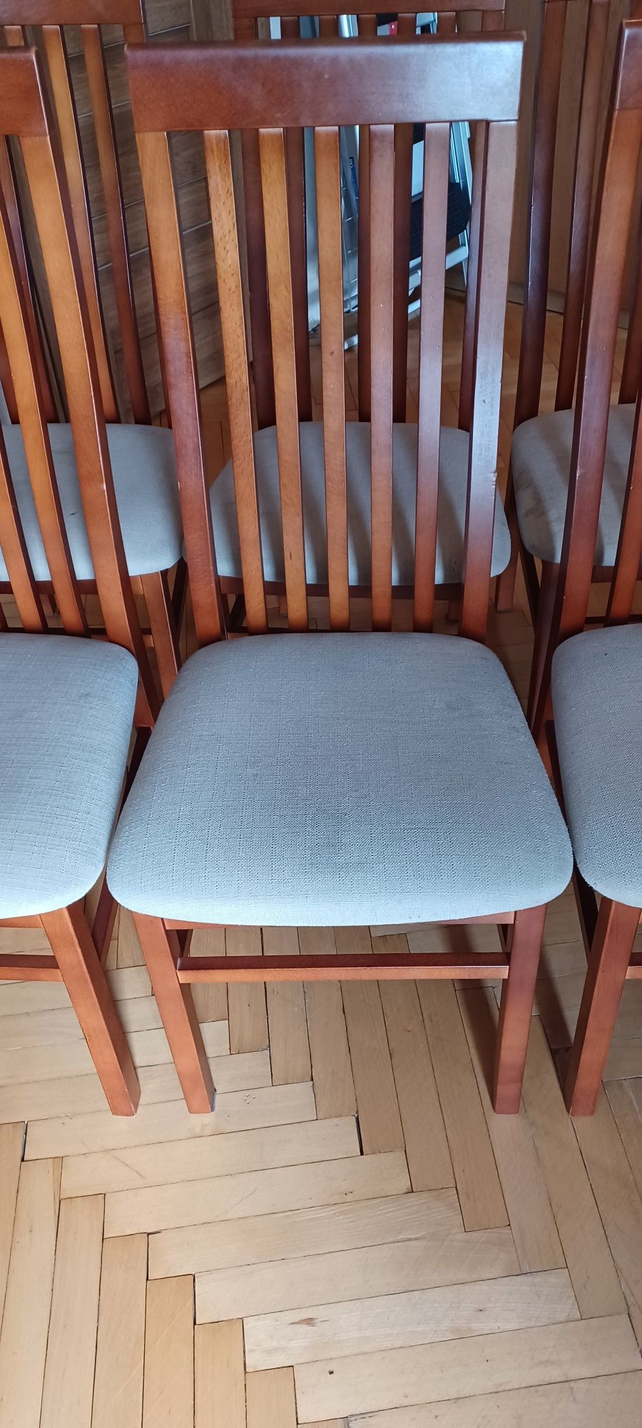 Stół rozkładany i krzesła, pełne drewno