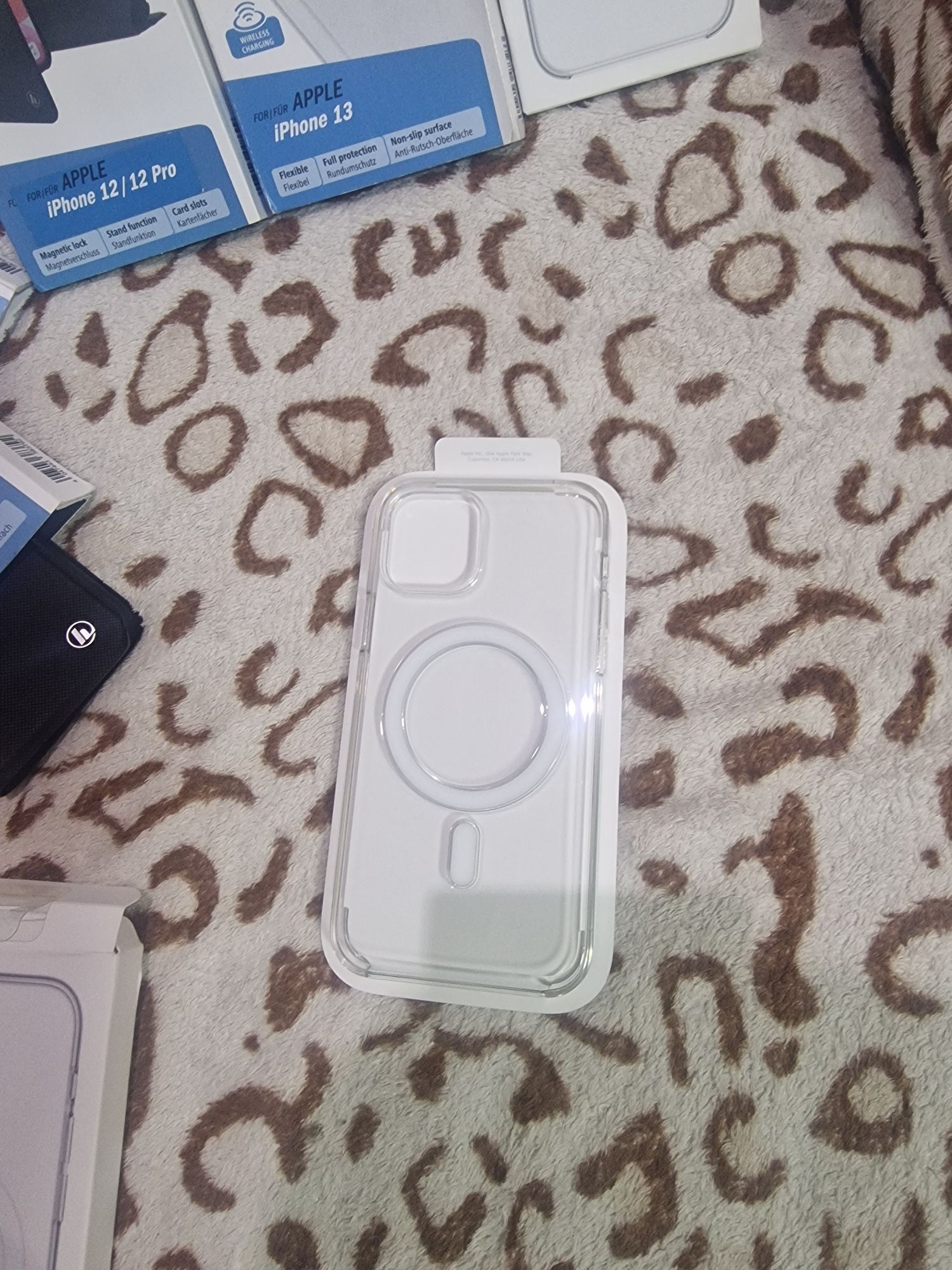 Чехлы для Iphone 13,12Pro ,12 ,6S ,7,8 с максейфом