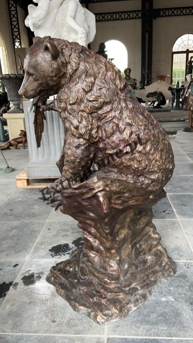 Niedźwiedź, niedźwiadek, miś H150cm rzeźba z brązu