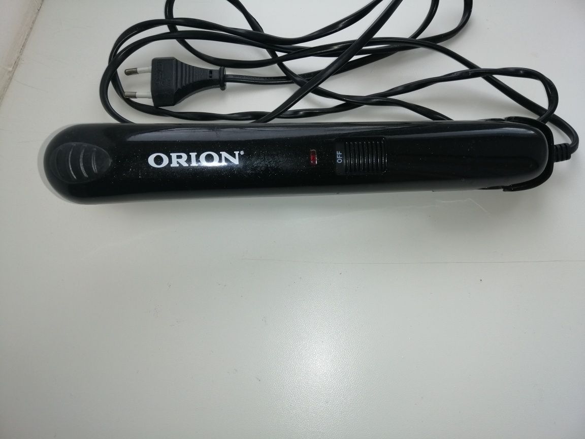 Продам утюжок Orion