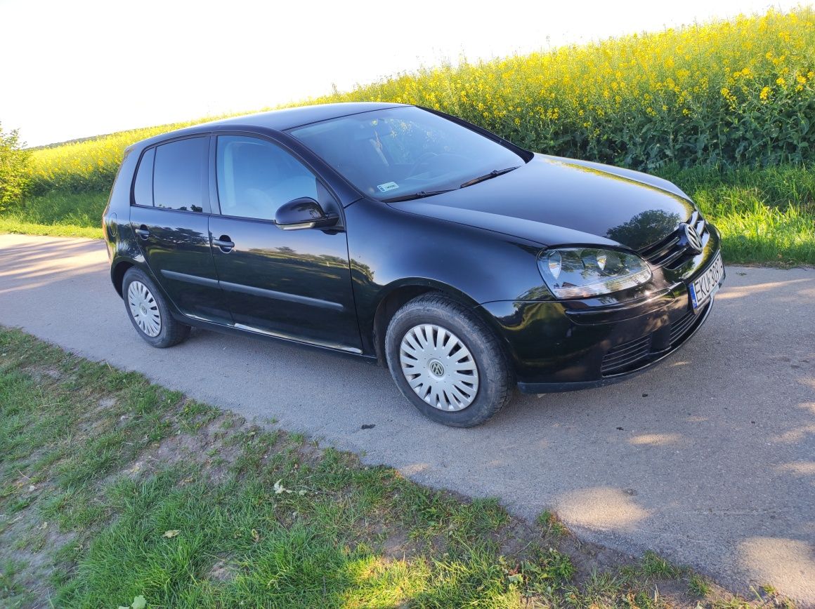 Volkswagen Golf 5 1.4 benzyna