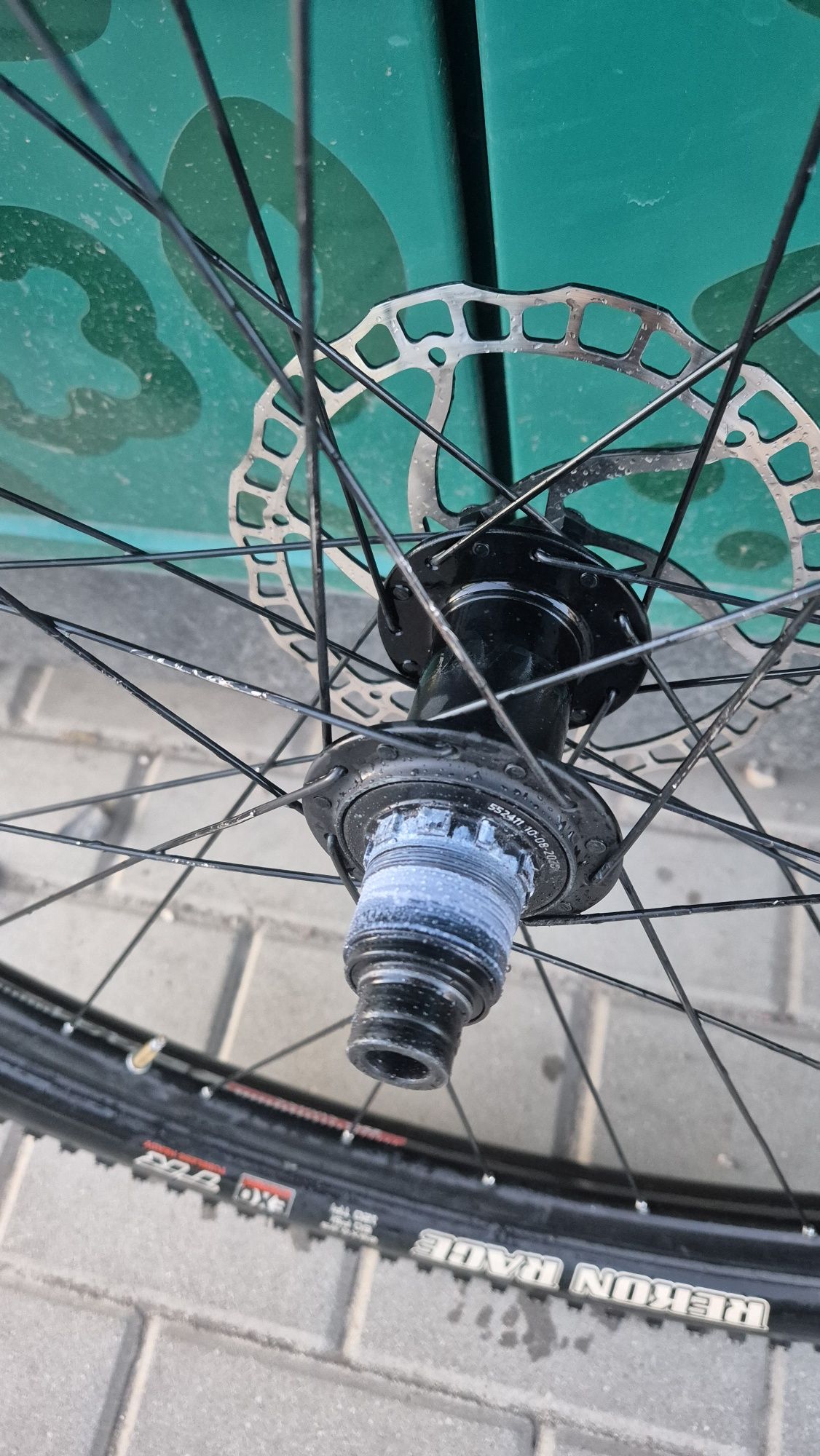 Koła aluminiowe MTB 29 całość DT Swiss nowe opony