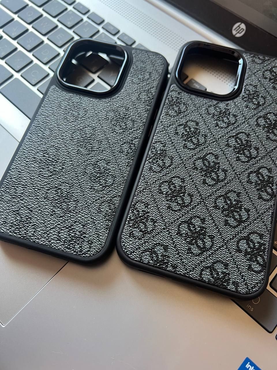 Чохол Guess для iPhone, чёрно-серый чехол гесс на айфон