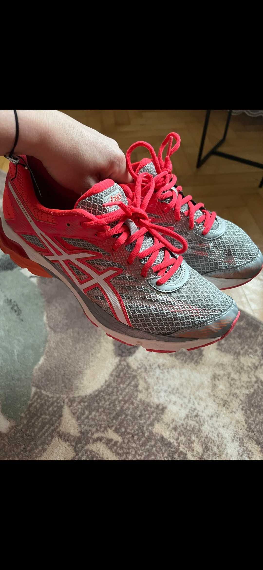 Buty męskie Asics 42 oryginalne stan super