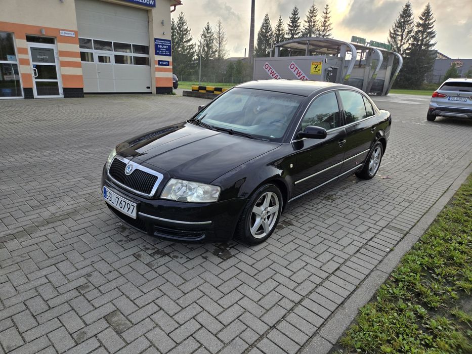 Skoda Superb 2.8V6 193KM 2003 Benzyna, hak