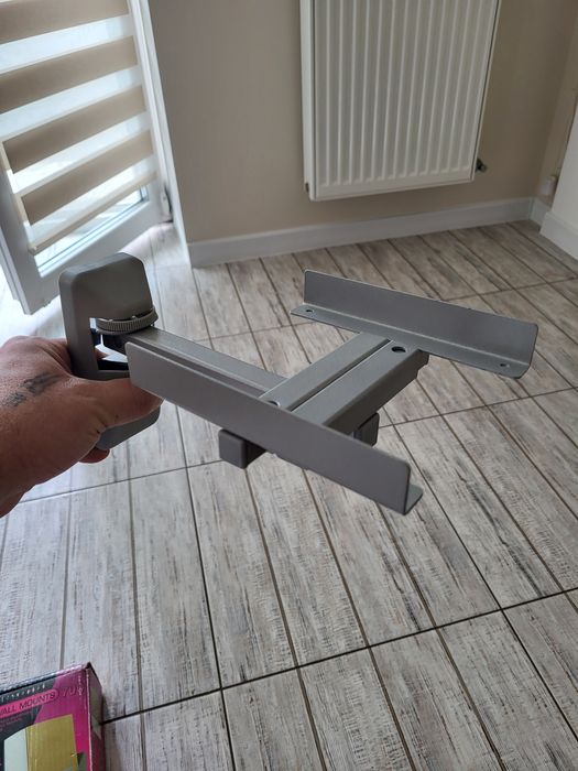 Кріплення-кронштейн для колонок AVF