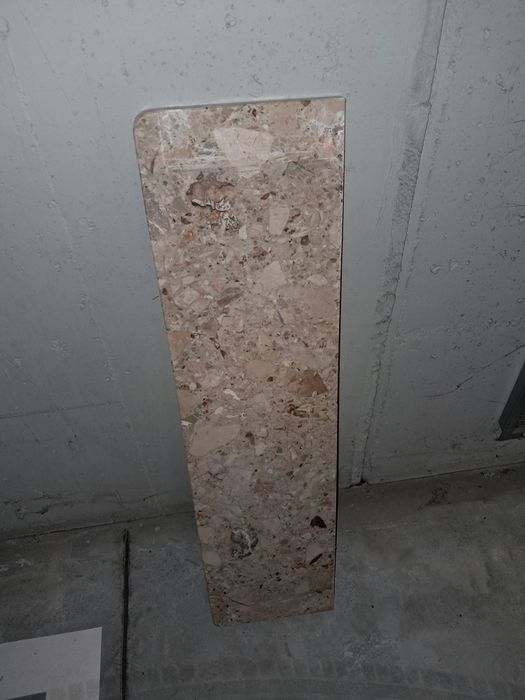 Parapet marmurowy używany 97/25 cm marmur kamień