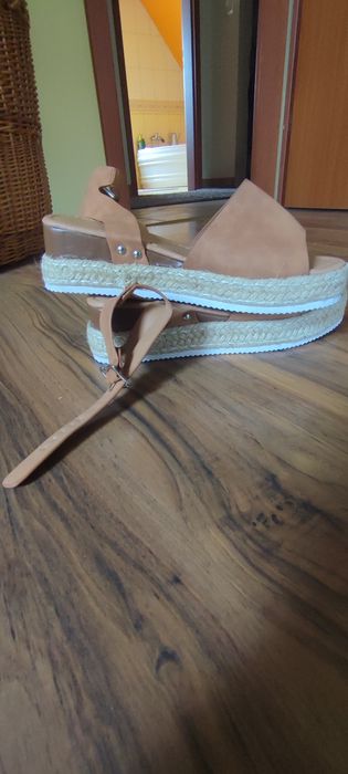 Sandały Shein, 40 plus gratis ! Nowe