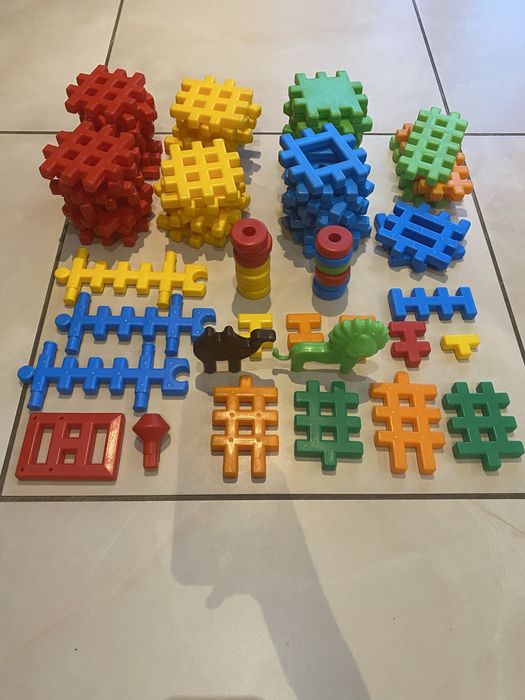 Plastikowe klocki dla dzieci, zwierzątka