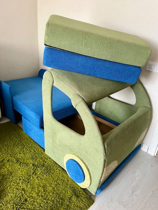 Дитяче ліжко машина диван