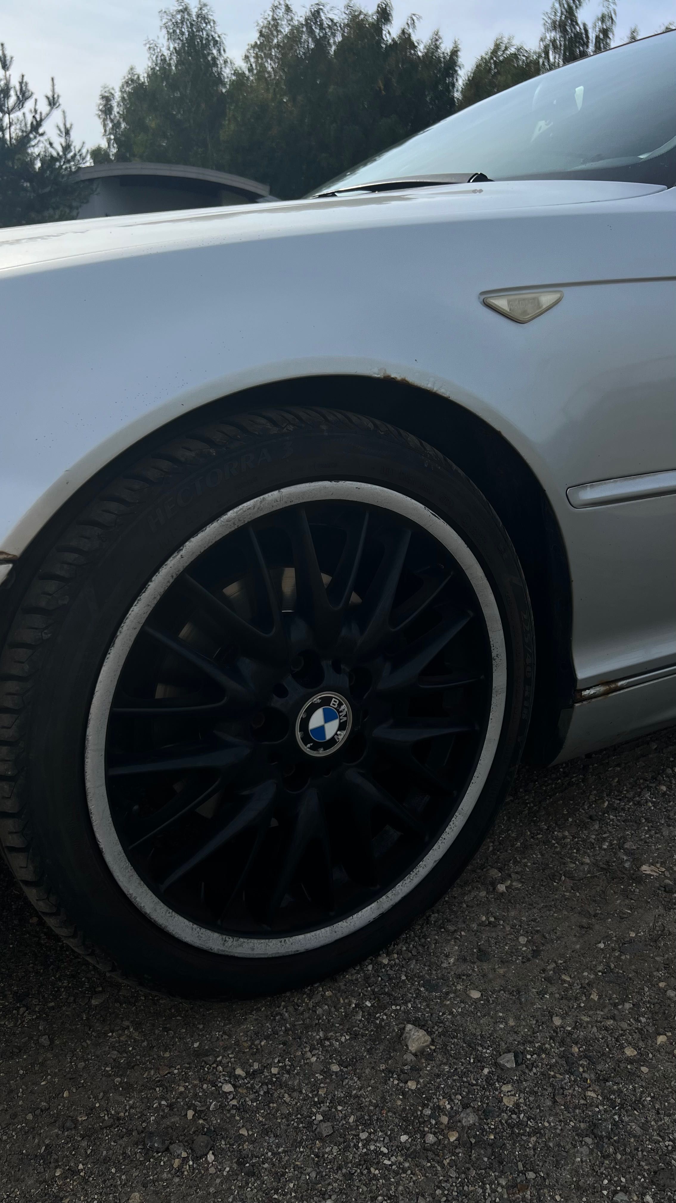 Samochód osobowy BMW E-46 coupe
