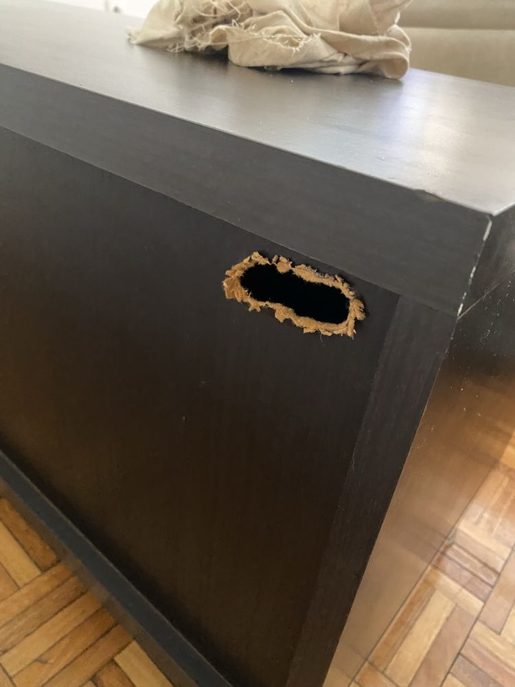 Movel de sala com 2 portas