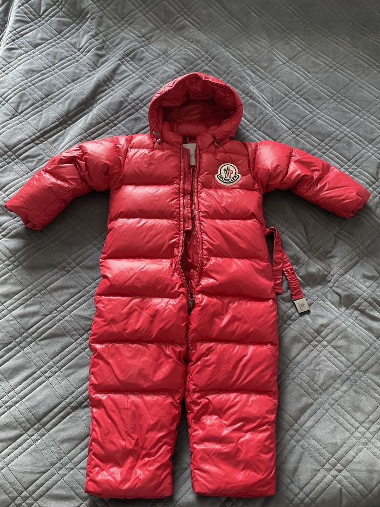 Комбинезон Moncler , 98см