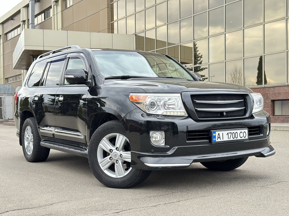 Toyota Land Cruiser 200 Diesel 2014