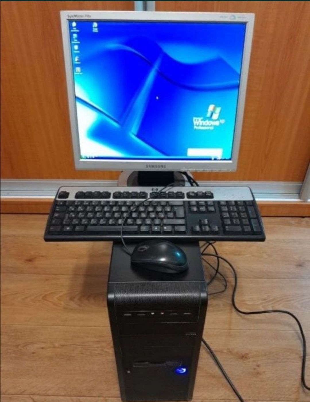 Комп'ютер настільний