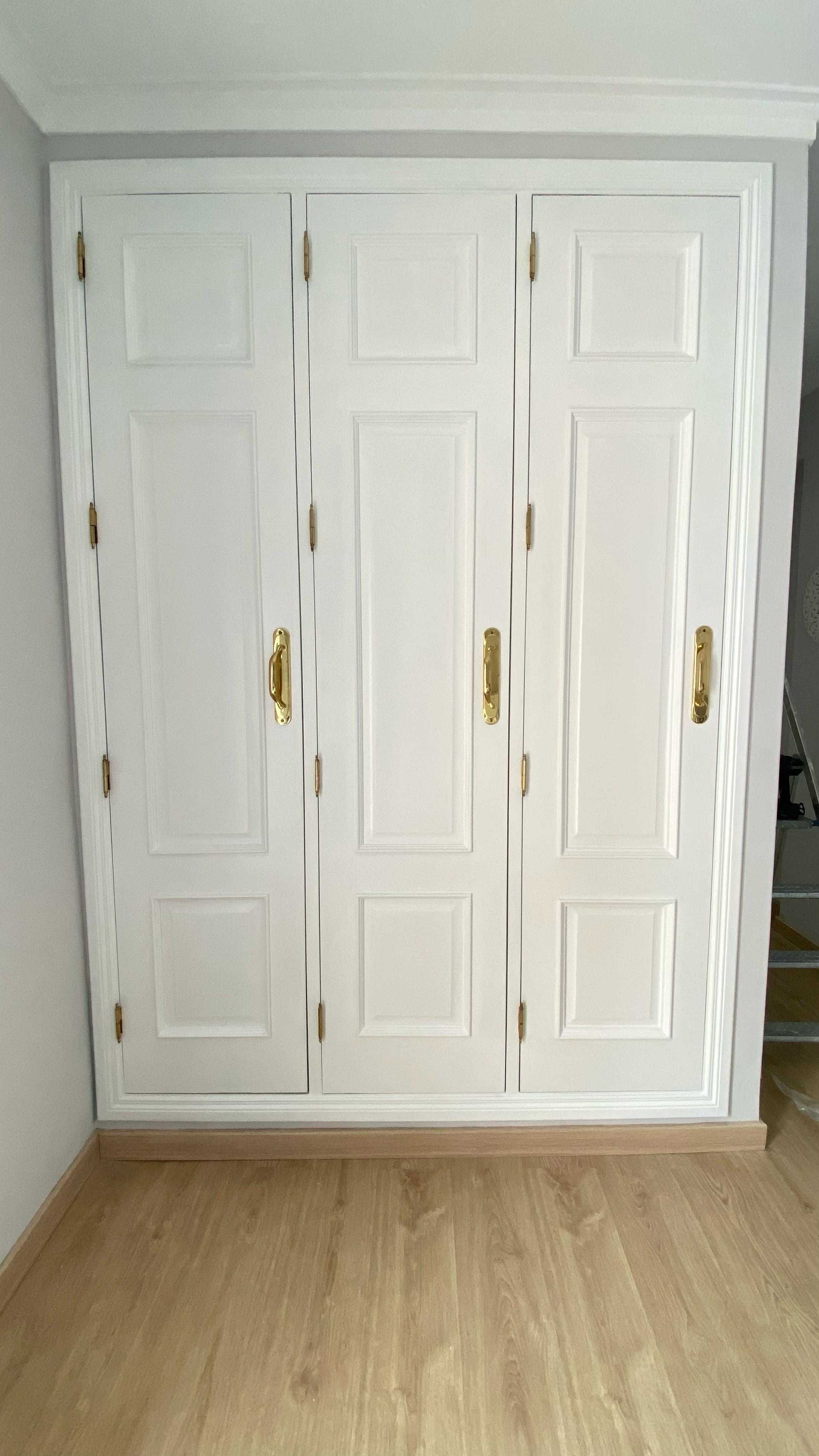 Lacagem de Portas e instalação - Renovação com Acabamento Perfeito