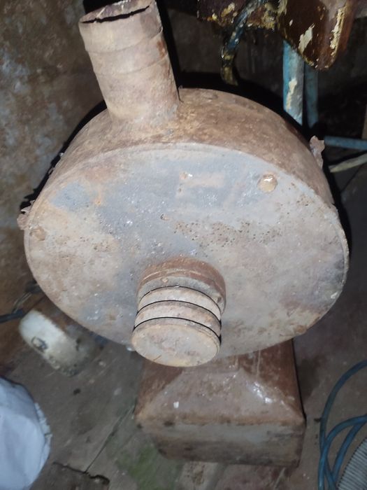 Зерно измельчитель самодельный толстый метал