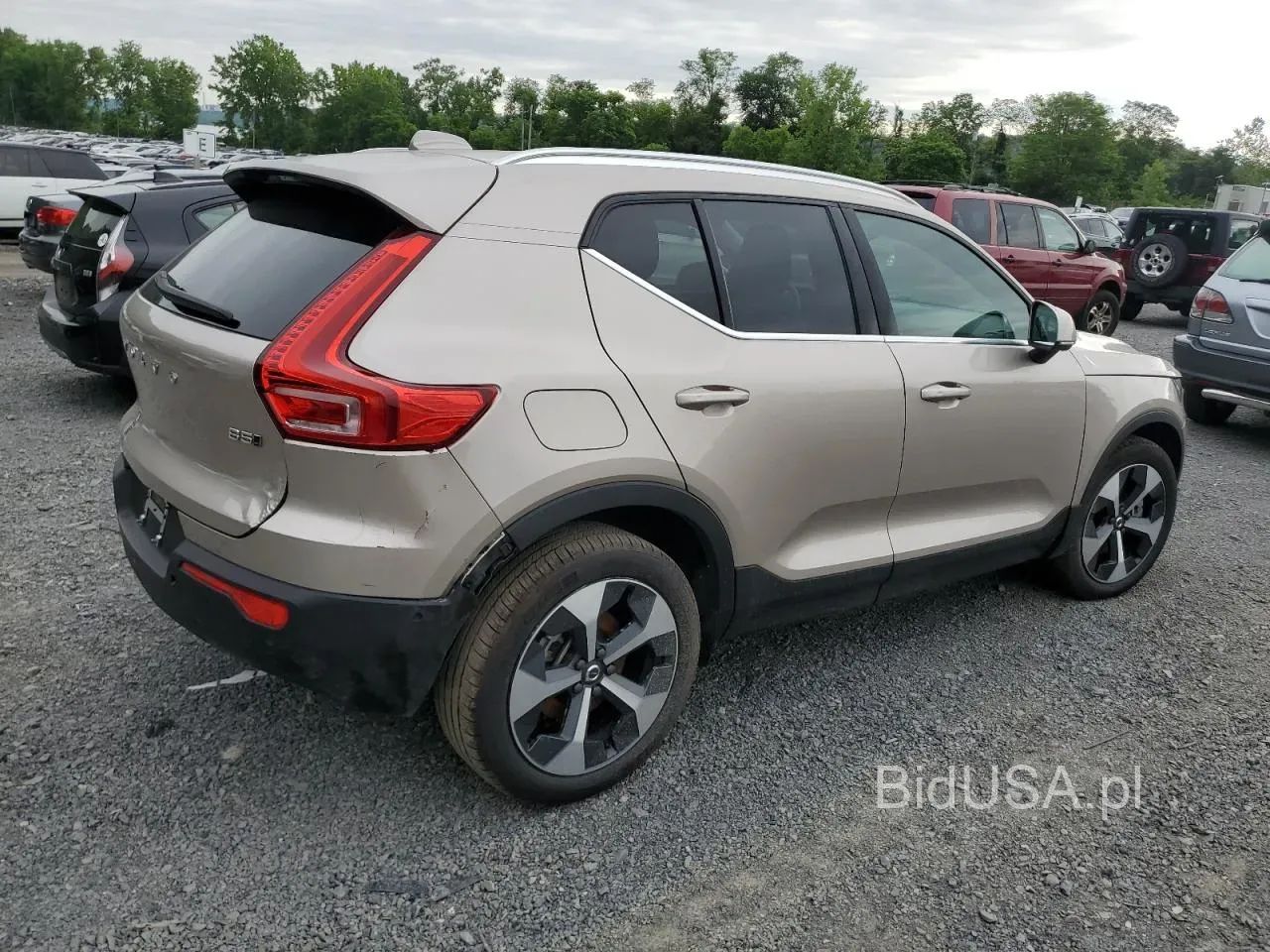 Volvo XC 40 XC40 PLUS 4X4 pali jeździ - KUPIONY w transporcie do Polski