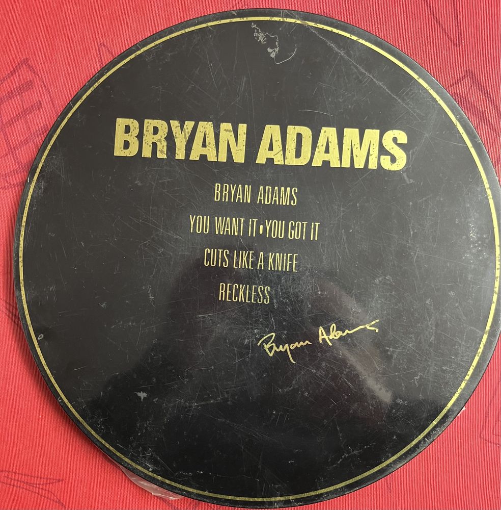 Bryan Adams 4 discos de vinil  em  caixa de lata