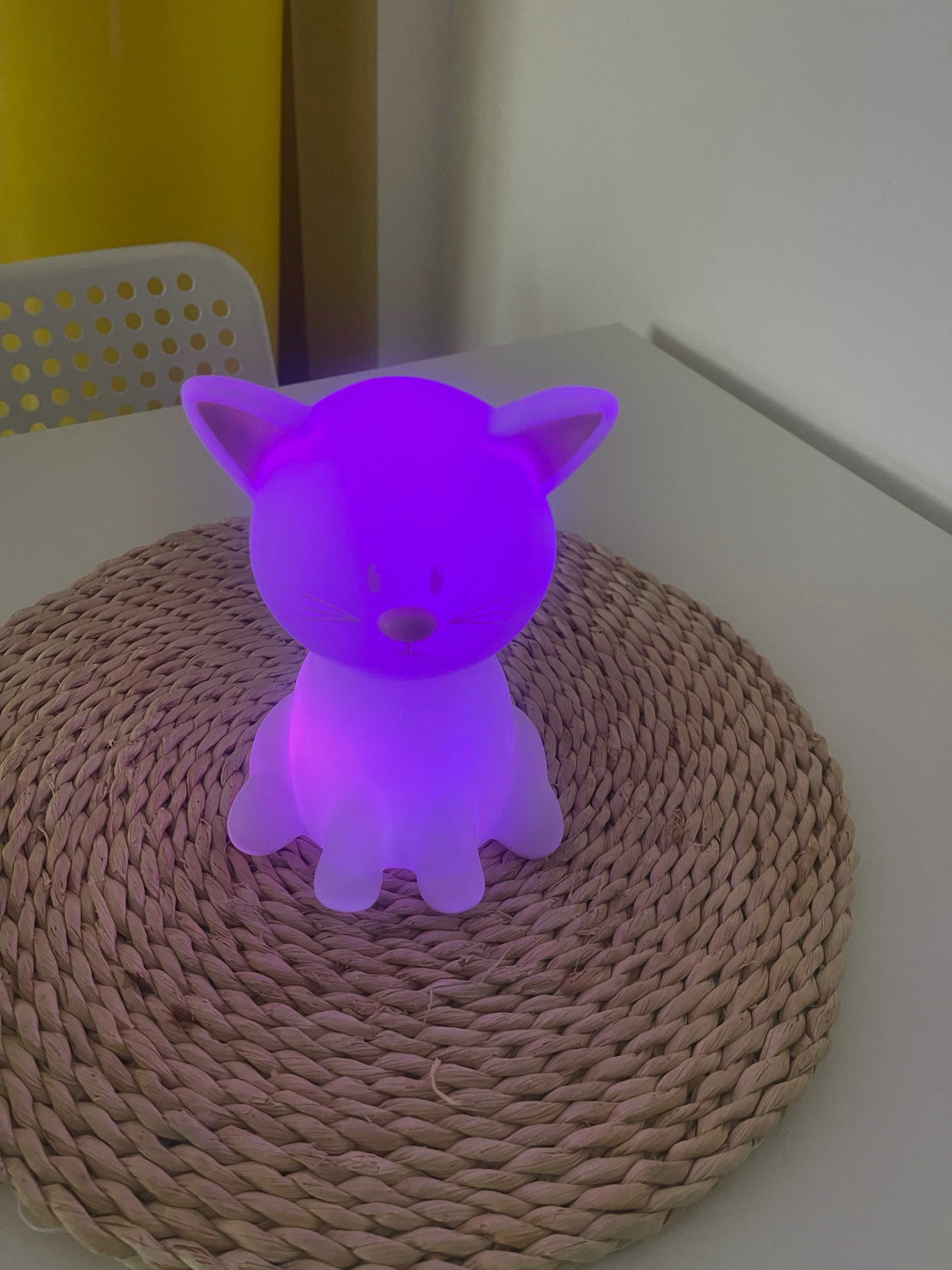 lampka w kształcie kota