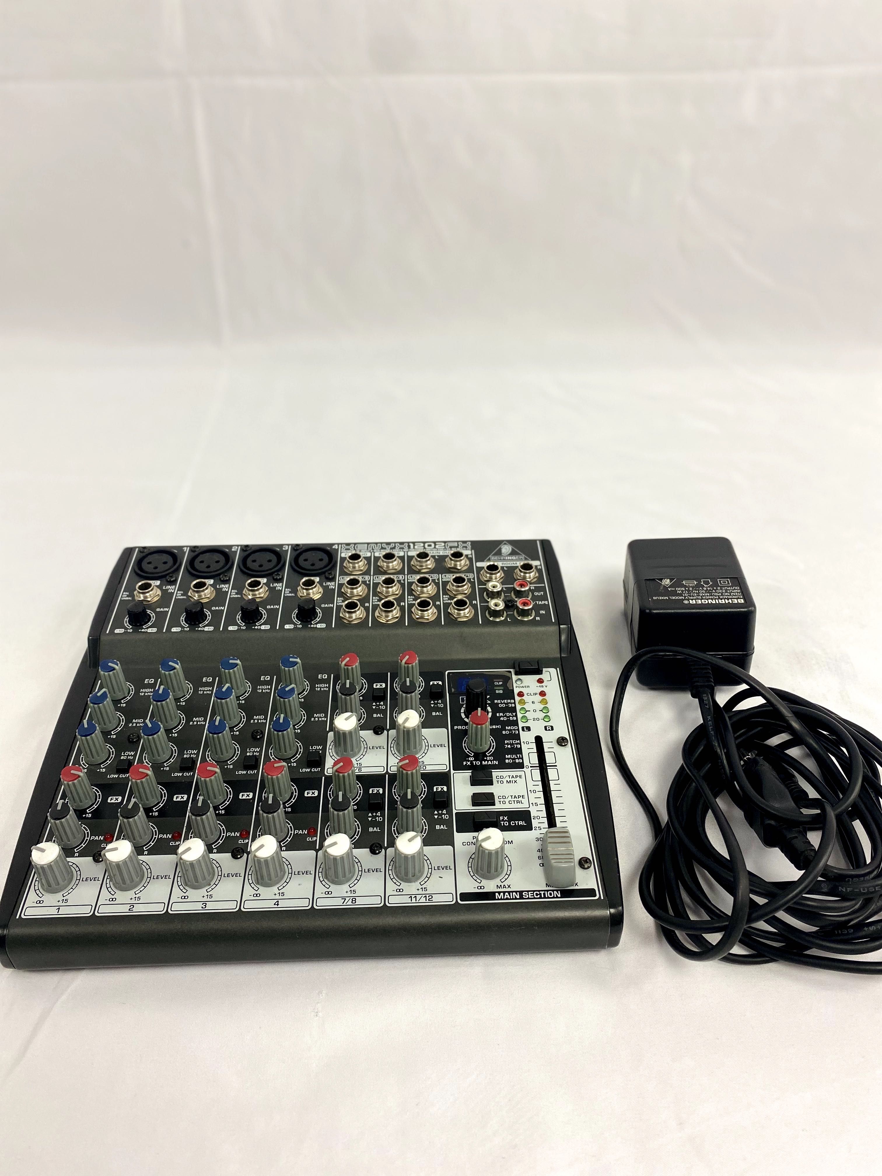 Mikser analogowy Behringer Xenyx 1202FX