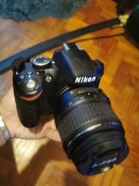 Máquina fotográfica Nikon
160€