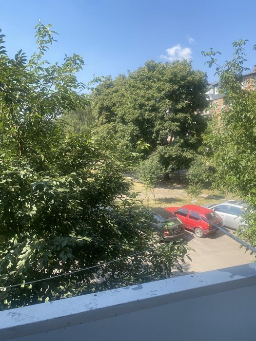 Смартквартира на 2му поверсі у центрі міста з косметикою