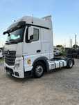 Mercedes-Benz actros  mega low deck