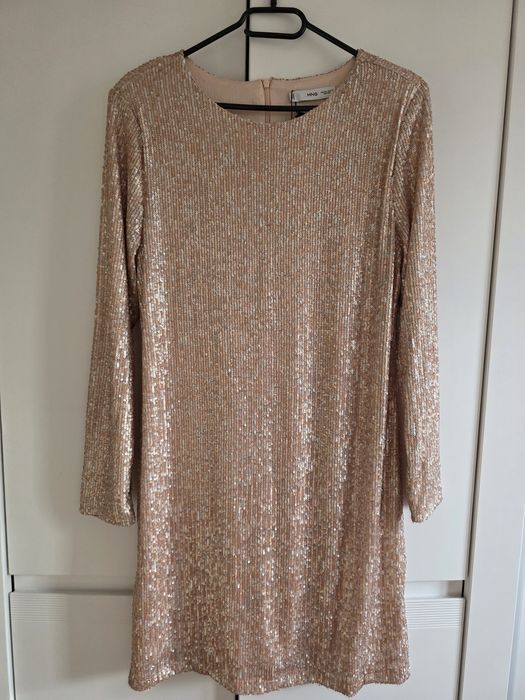 Sukienka cekiny Mango