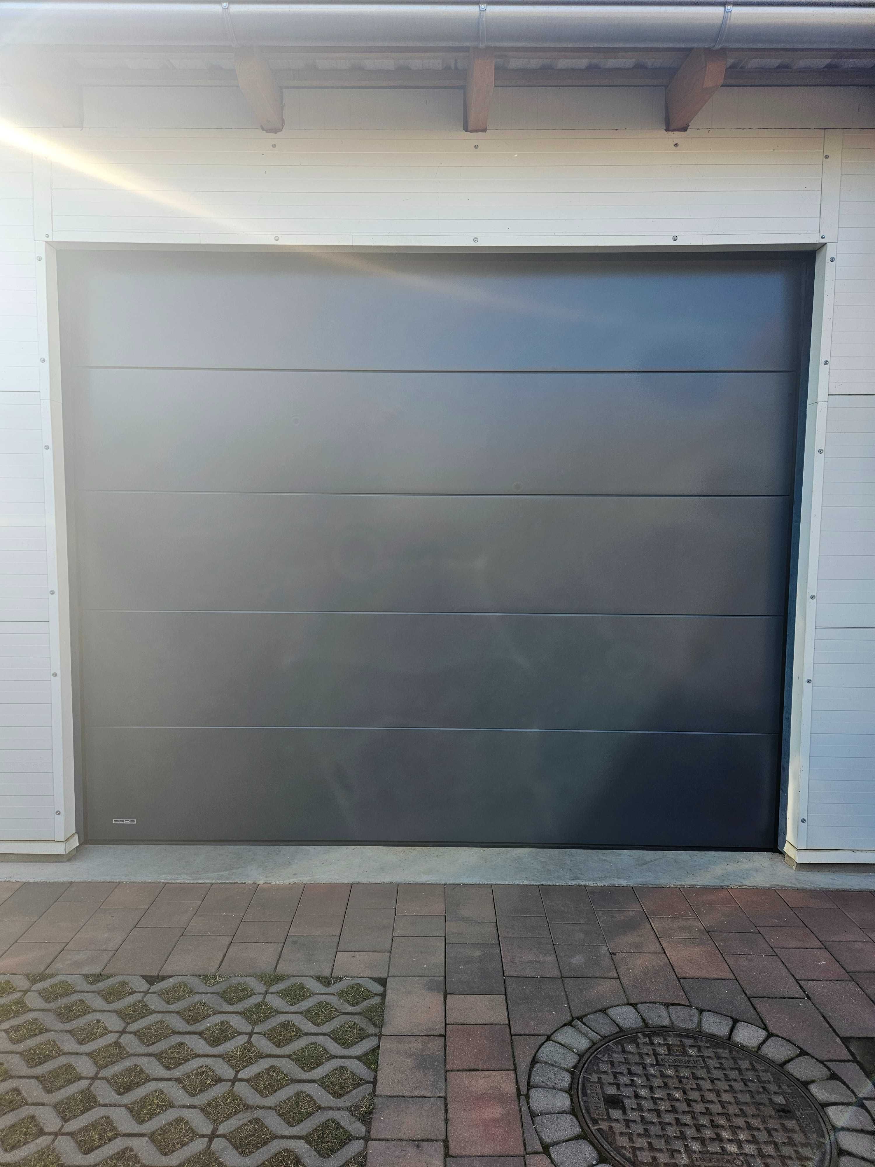 Brama Segmentowa 270x225