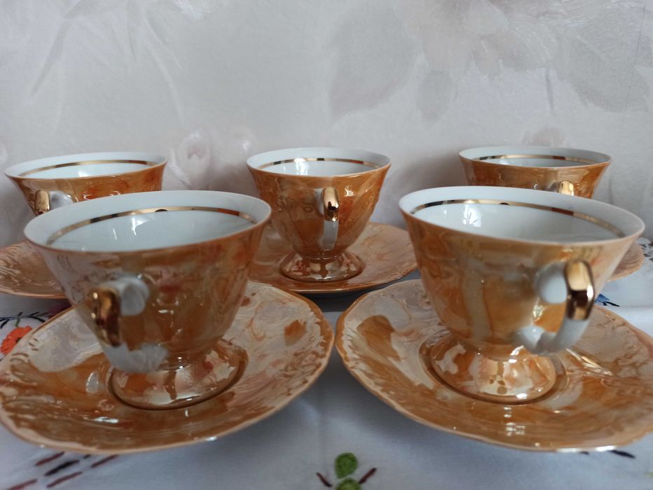 Zestaw Fryderyka, filiżanki, cukiernica, mlecznik, porcelana Wawel