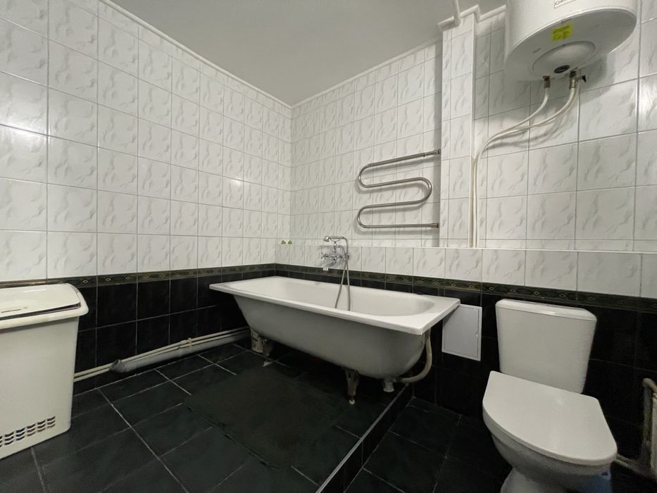 Продаж 3 кімнатної квартири в районі Чайки