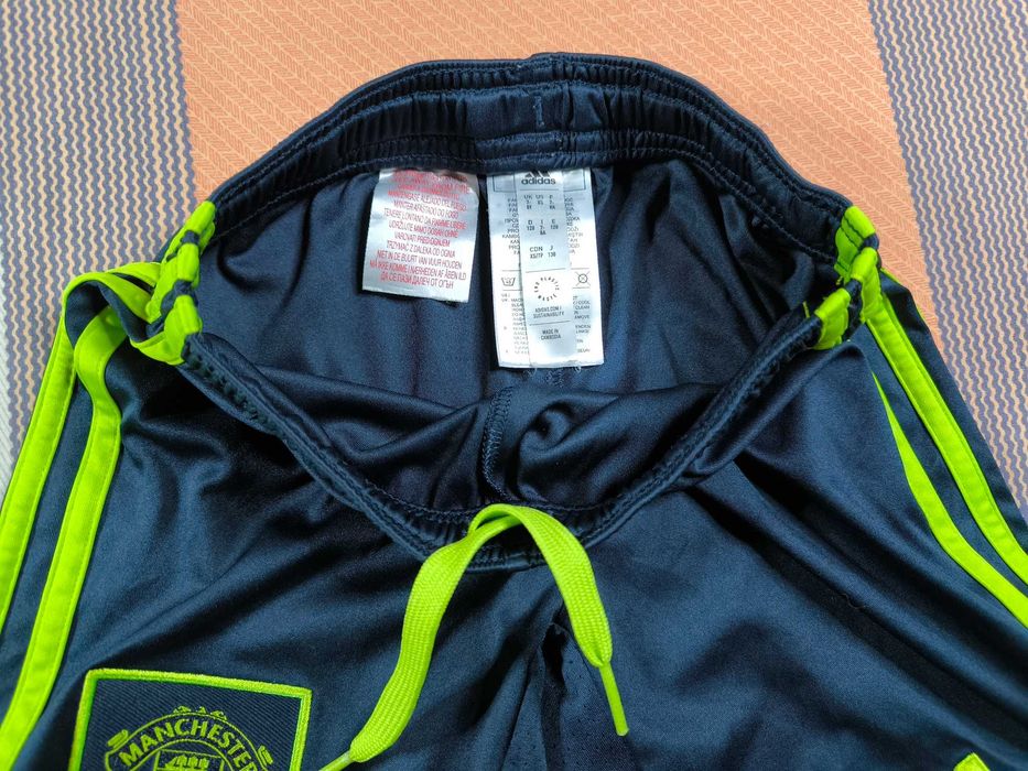 Форма футбольна дитяча ФК Манчестер Юнайтед Adidas, 7-8 років 128