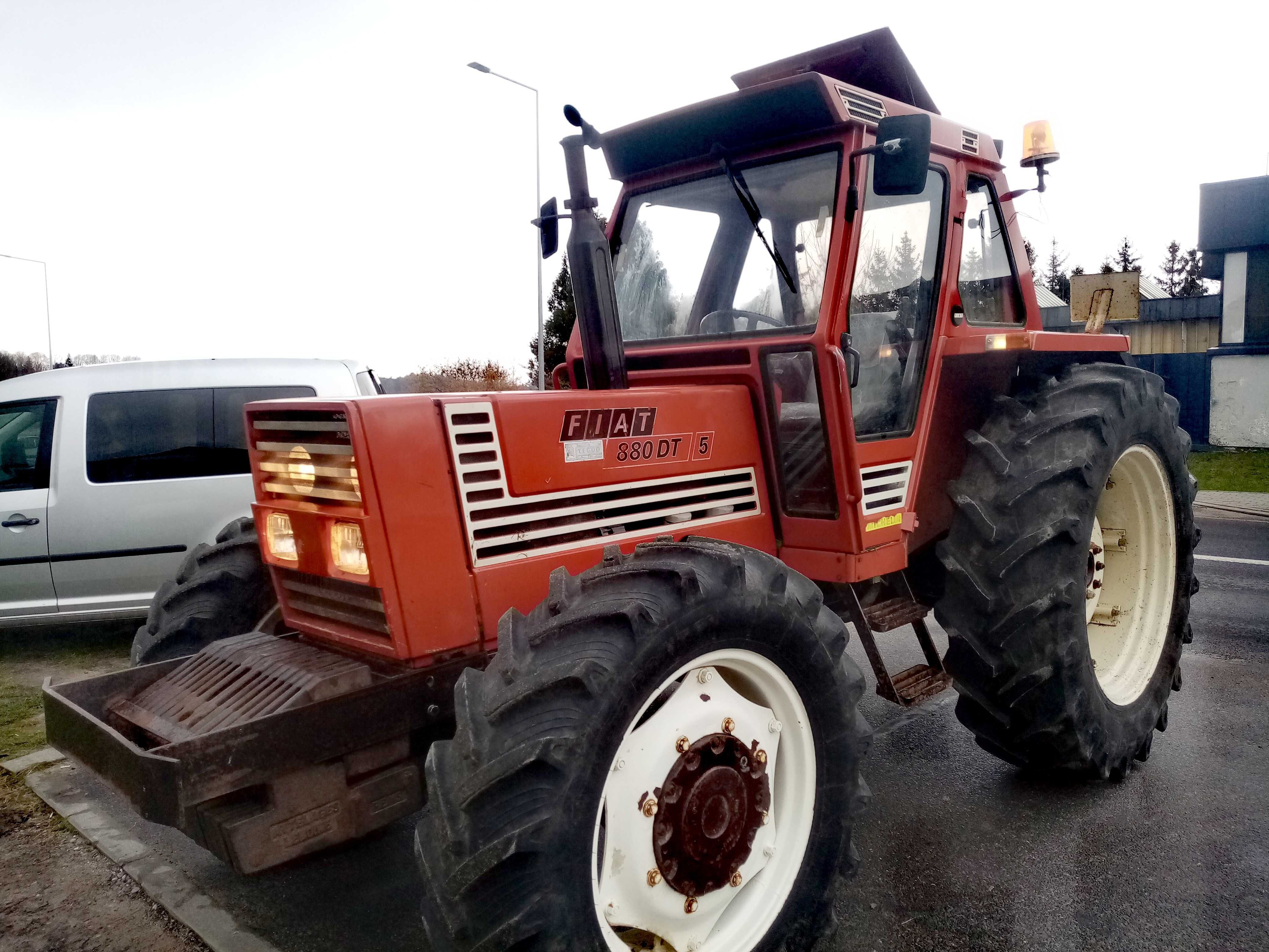 Fiat 880 dt 5 piękny i cały w orginale bez rdzy, sprowadzony