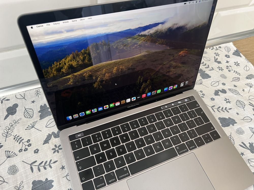 MacBook Pro 13.3” 2019 i5/8gb/250gb ssd