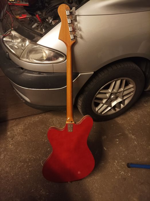 Framus bass gitara