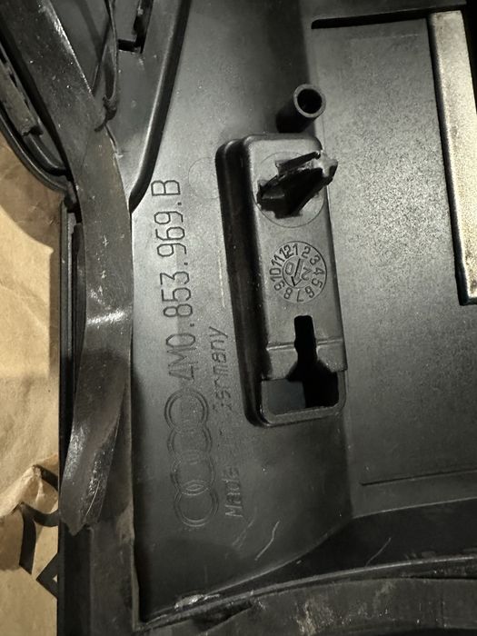 Накладка молдінг дверей Audi Q7 4M0 ліва передня задня