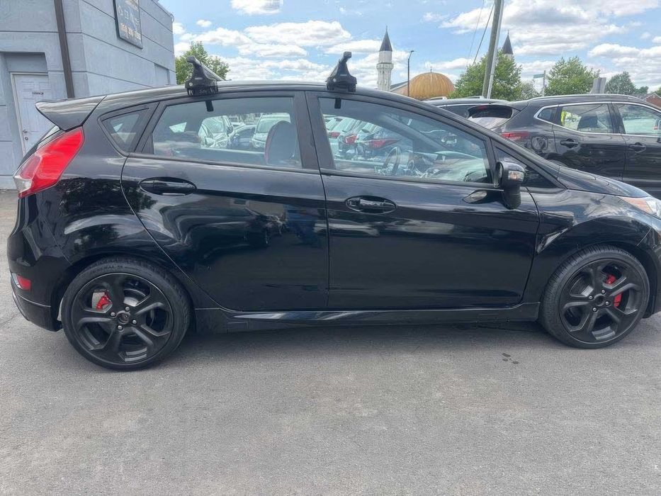 Ford Fiesta ST      2019