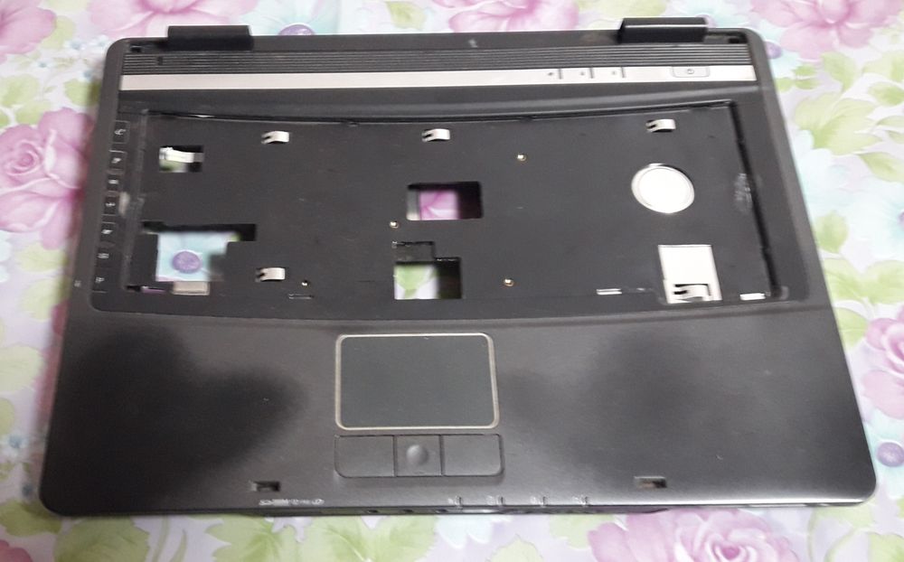 Ноутбук Асер на запчасти