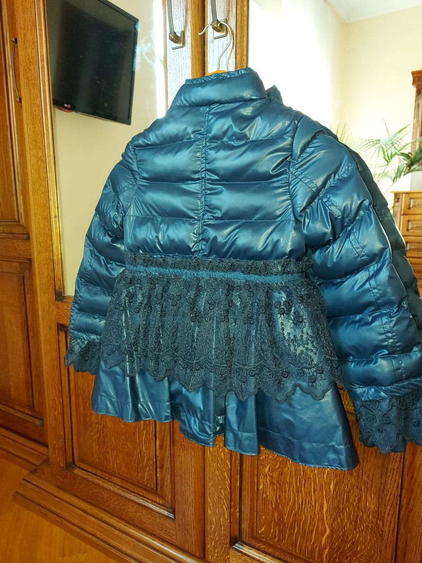 Весняна курточка на дівчинку 3 роки