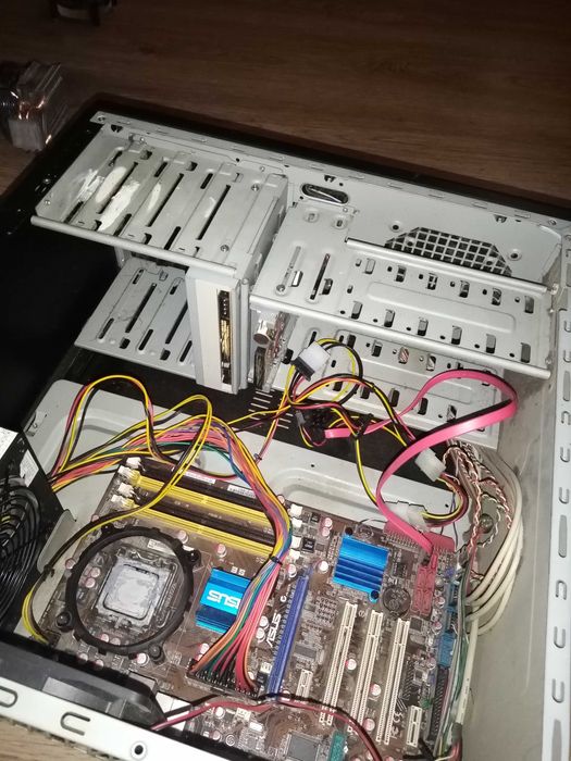 Материнская плата Аsus p5q se б.у.