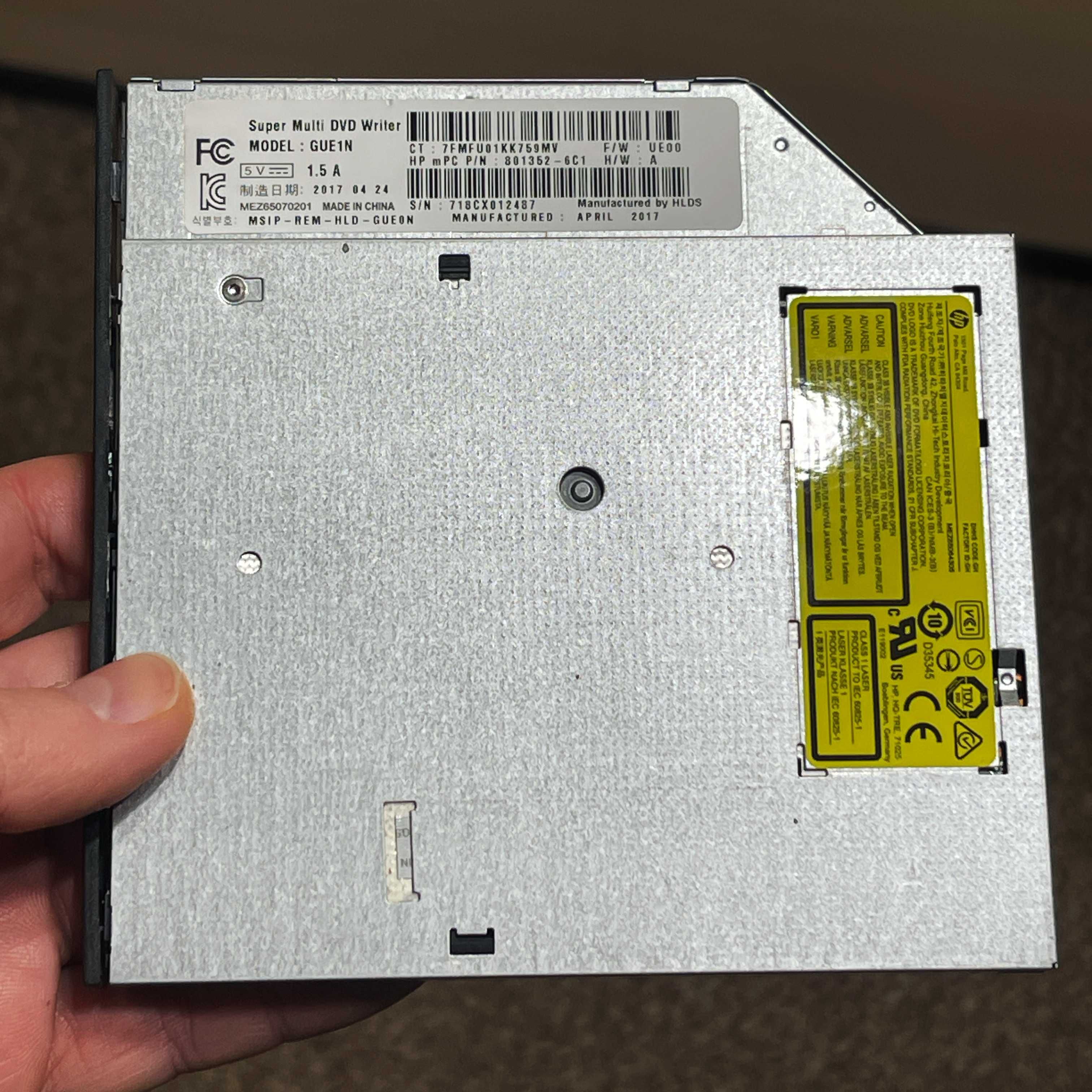 DVD±RW привод для ноутбука SATA 9.5mm Hitachi-LG GUE1N SuperSlim